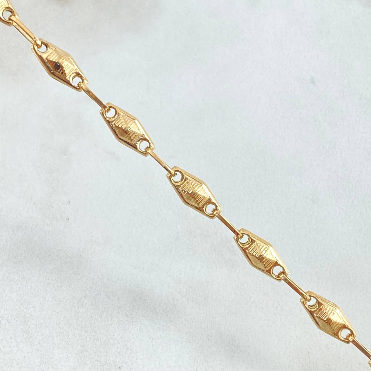Pulso Rustico Rombos Rayados  4.25gr / 20.5cm / 4.5mm Oro Amarillo 18K ©