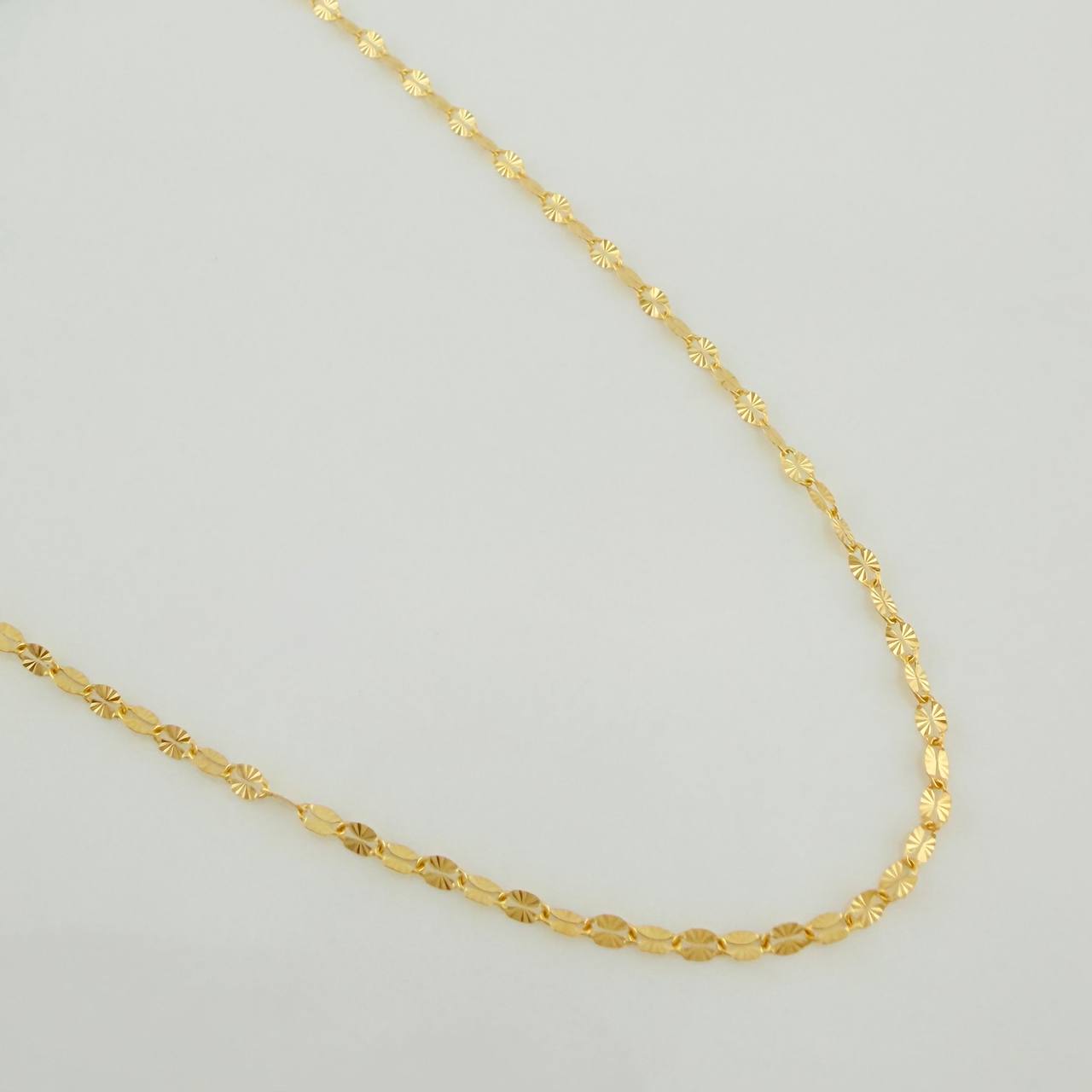 Cadena Flor Espejo 0.8gr / 17 3/4 in / 0.5mm Oro Amarillo +3 18K %