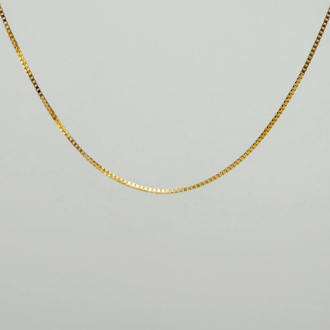 Cadena Veneciana 1.1gr / 17 3/4 in / 0.4mm Oro Amarillo +3 18K %
