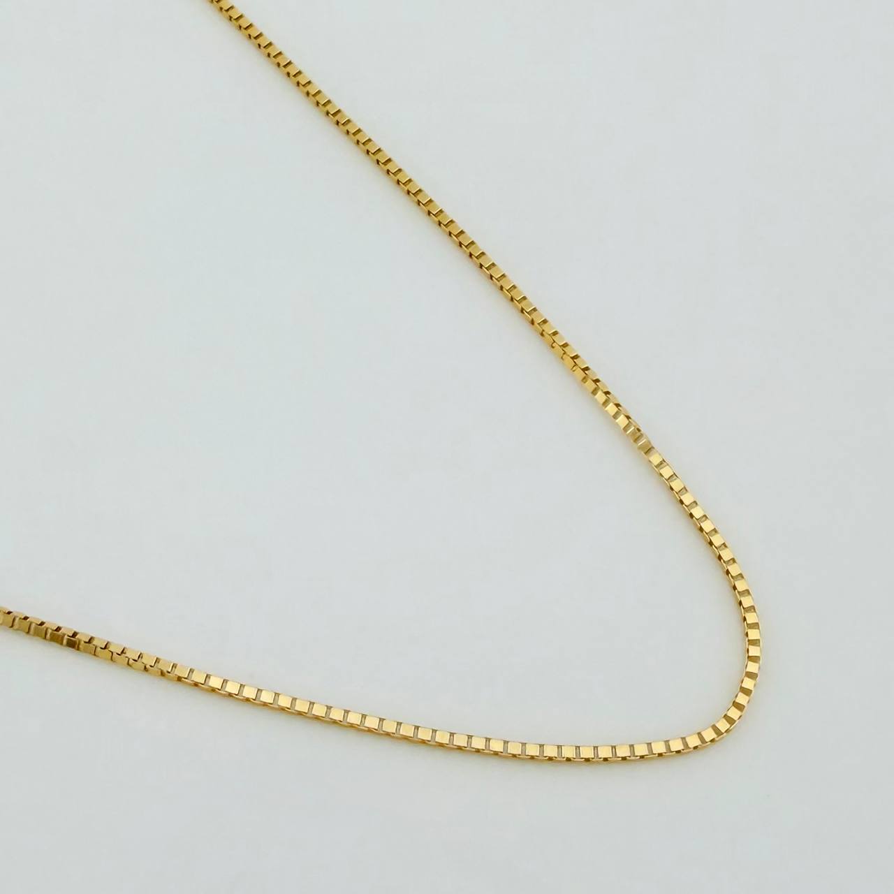 Cadena Veneciana 1.1gr / 17 3/4 in / 0.4mm Oro Amarillo +3 18K %