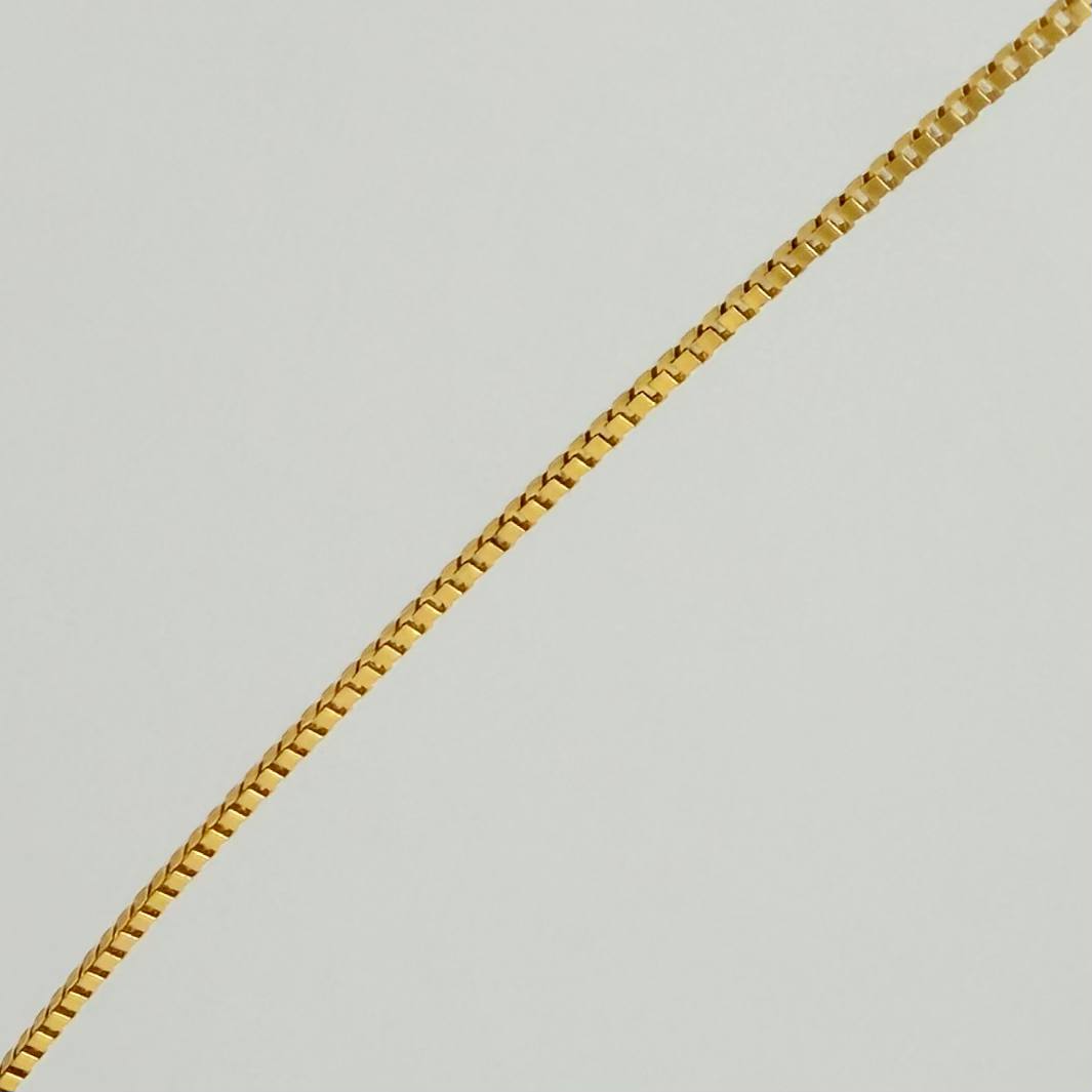 Cadena Veneciana 1.1gr / 17 3/4 in / 0.4mm Oro Amarillo +3 18K %