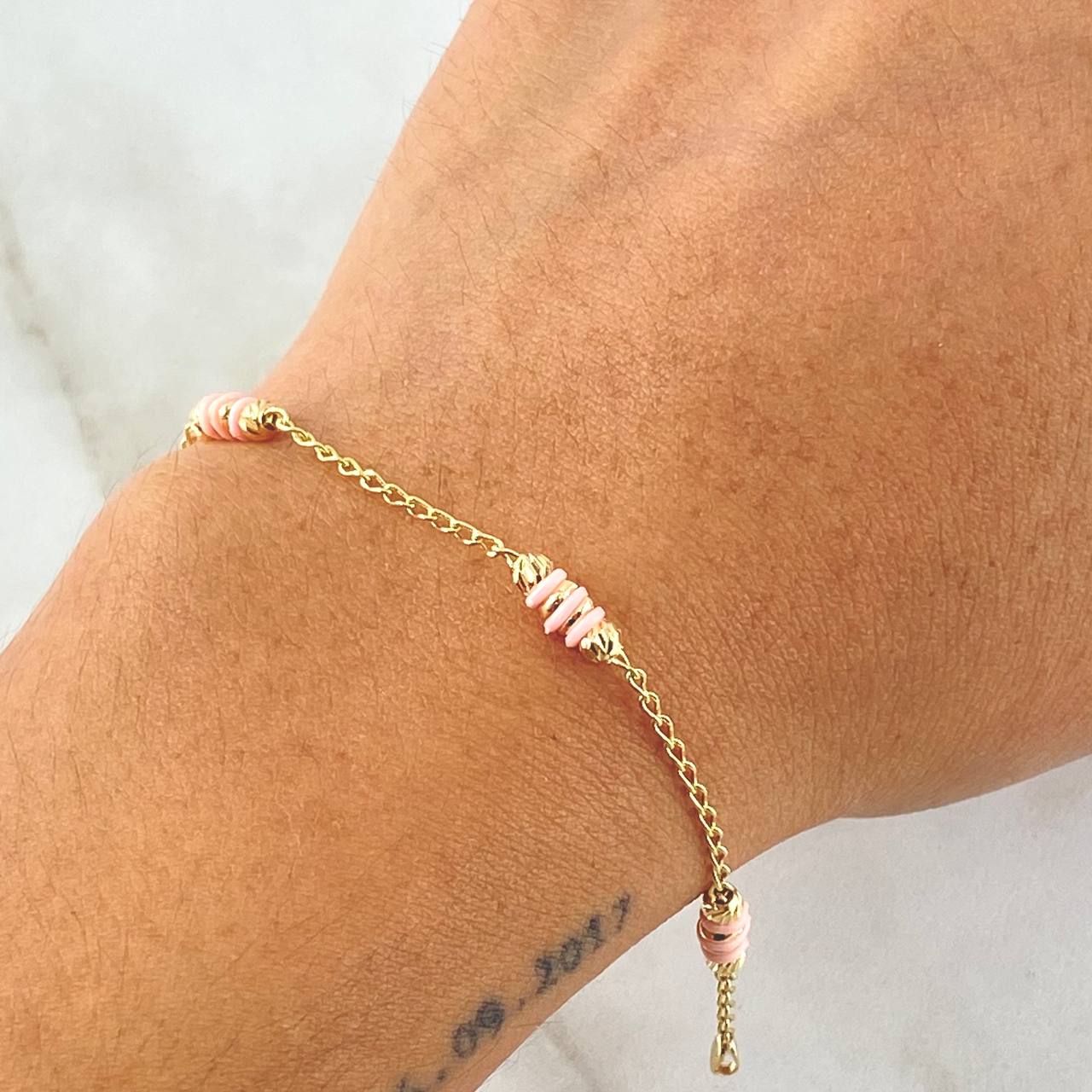 Pulso Espiga Bolas Emuladoras 2.5gr / 18.5cm / 3mm Diamantadas Cauchos Rosados Oro Amarillo 18K *