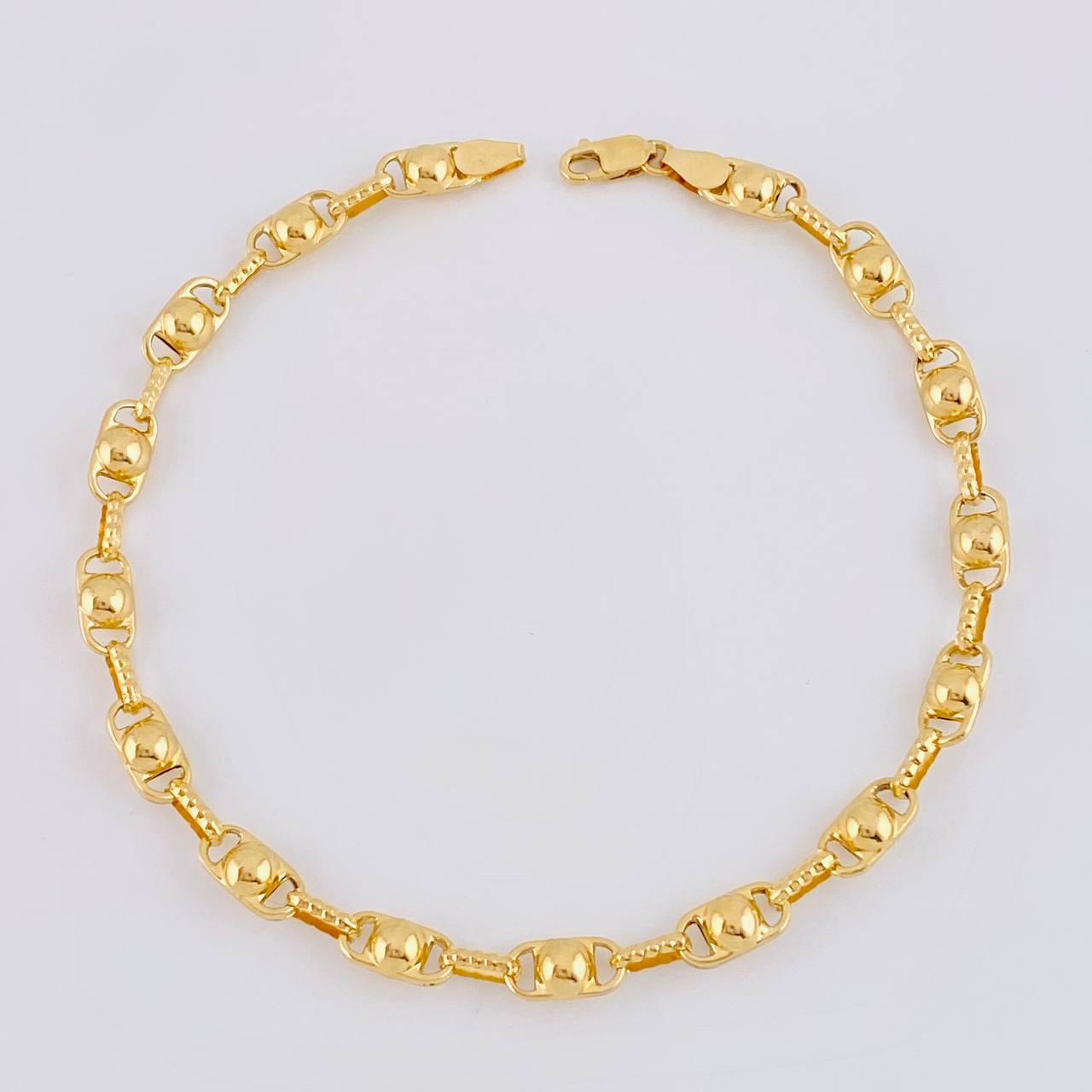 Pulso Rustico Burbuja 5.25g / 8 1/2 in / 4.7mm Oro Amarillo 18K
