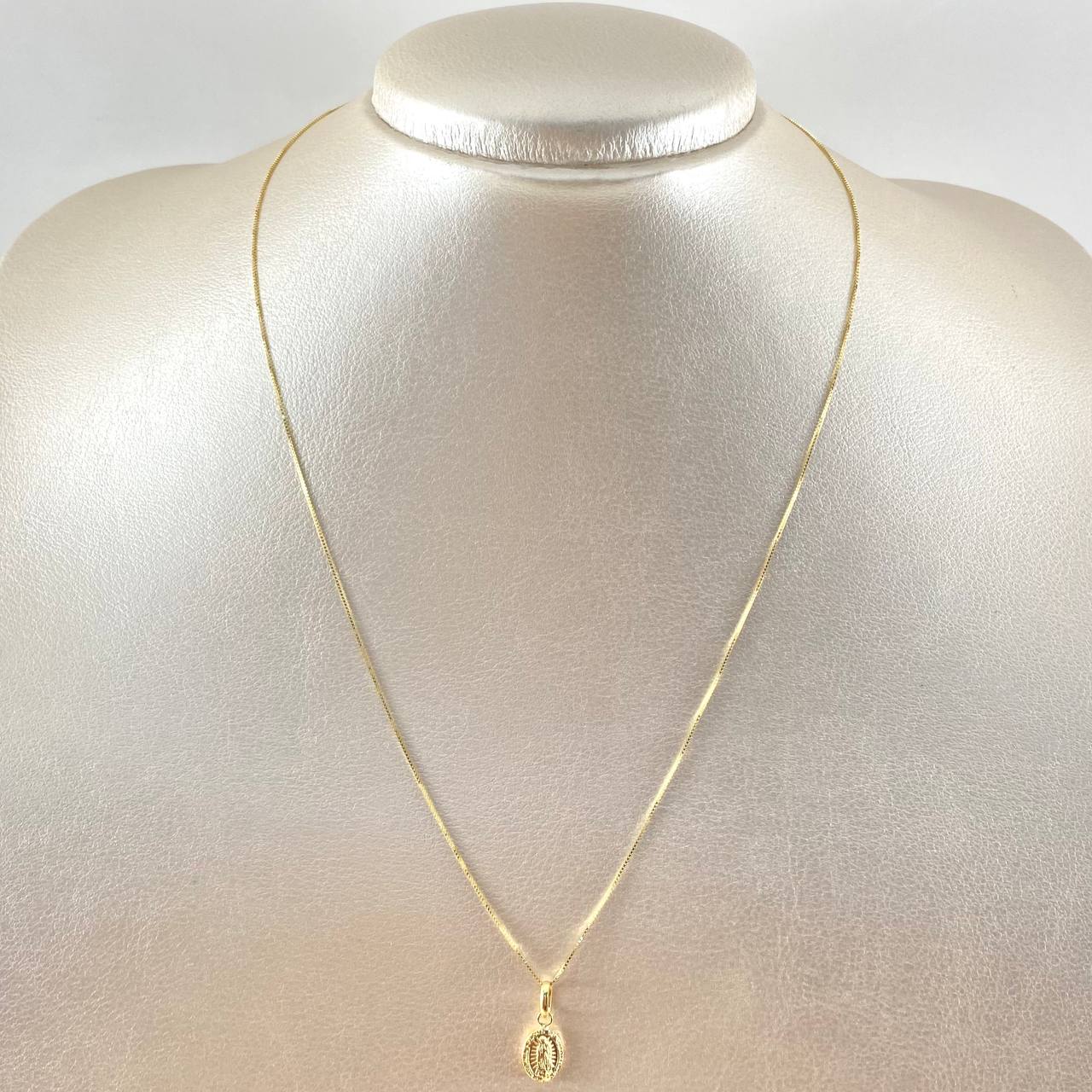 Set Cadena Veneciana 1gr / 45cm / 0.6mm + Dije Virgen Guadalupe 0.4gr / 1.5cm / 1.4gr Oro Amarillo 18K (Oferta) ©