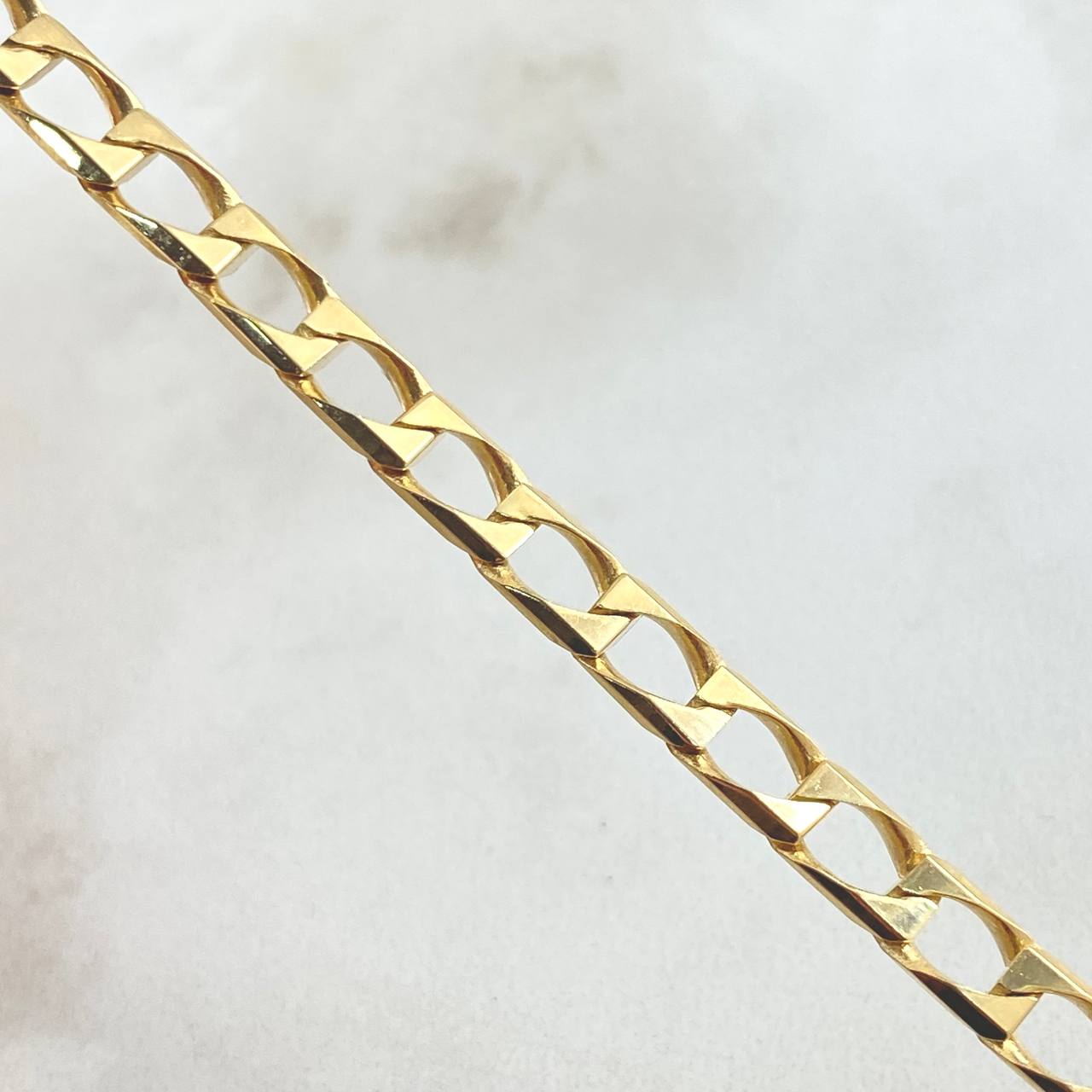 Panzer Bracelet 13.8gr / 8.7in / 18K Yellow Gold +1