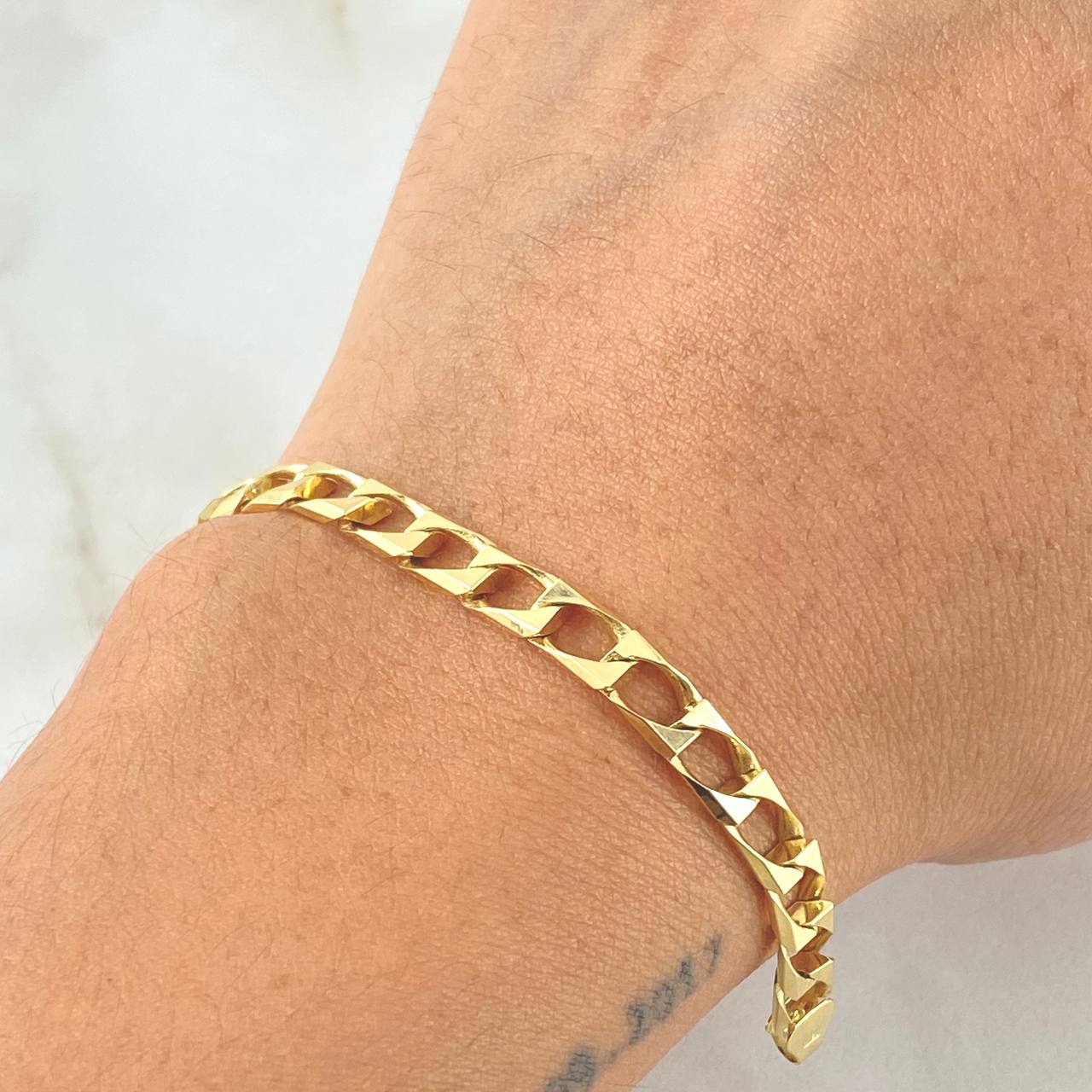 Panzer Bracelet 13.8gr / 8.7in / 18K Yellow Gold +1