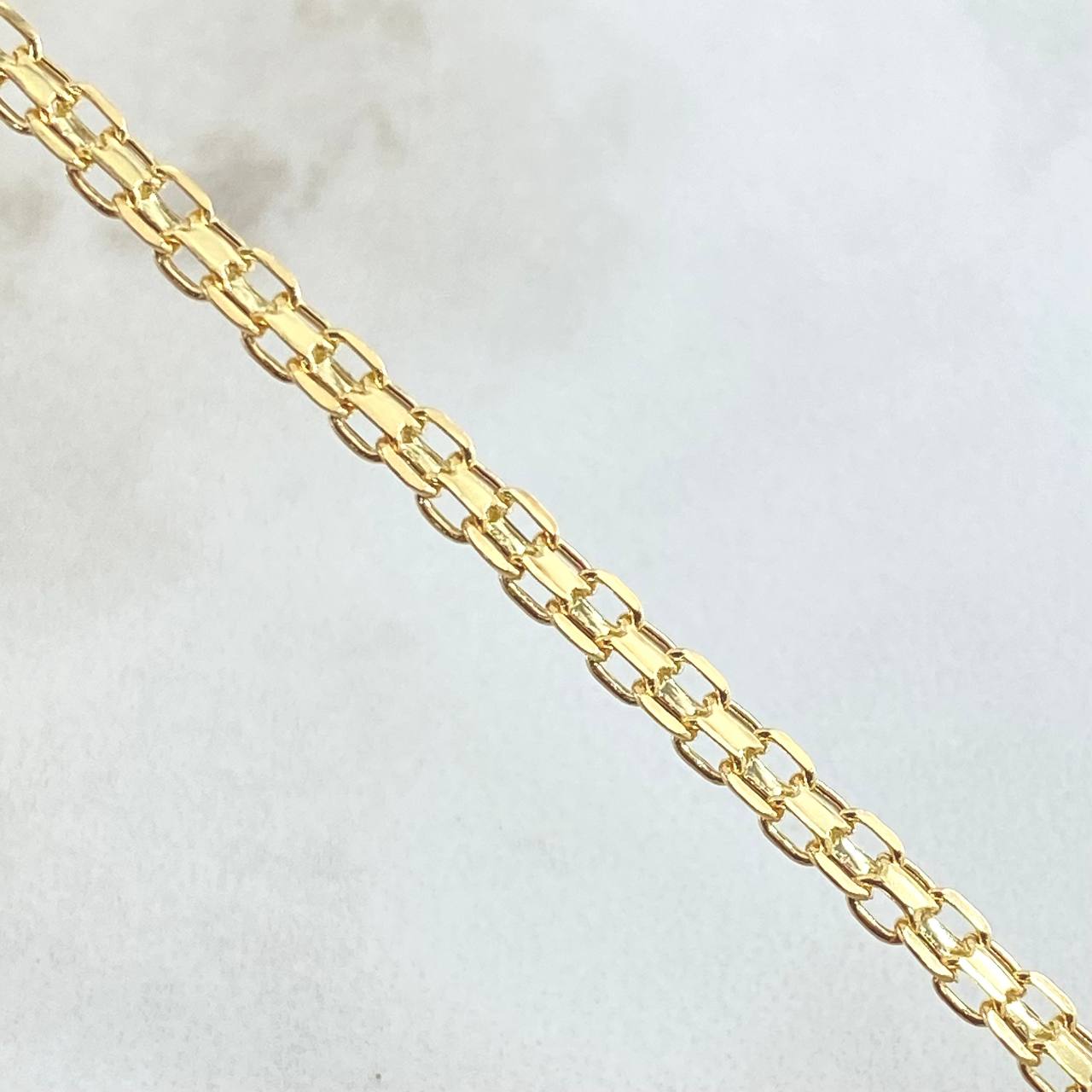 Bismark Bracelet 2.35gr / 7.5in / 18K Yellow Gold +1