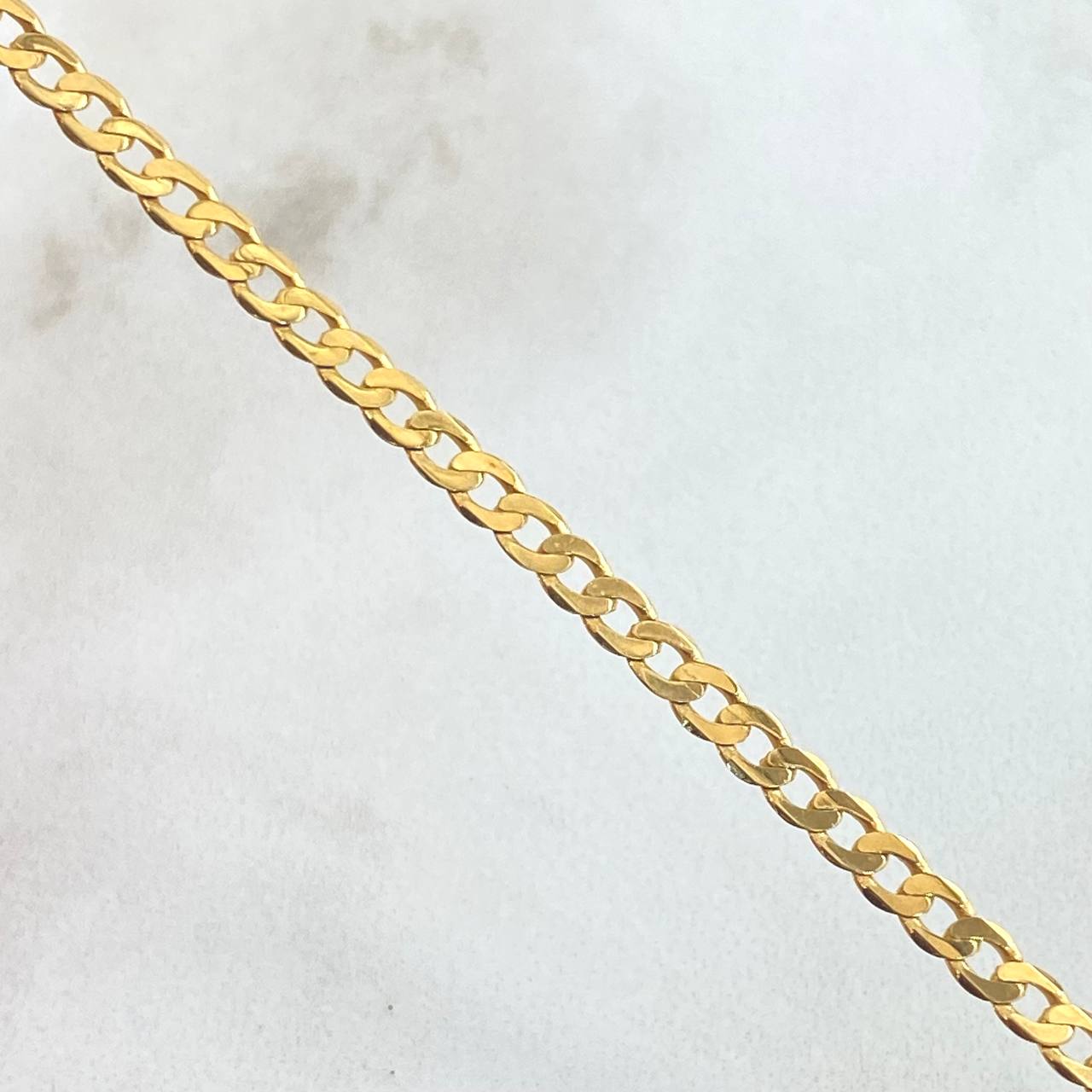 Cuban Links Bracelet 3.65gr / 8.3in / 18K Gold +1