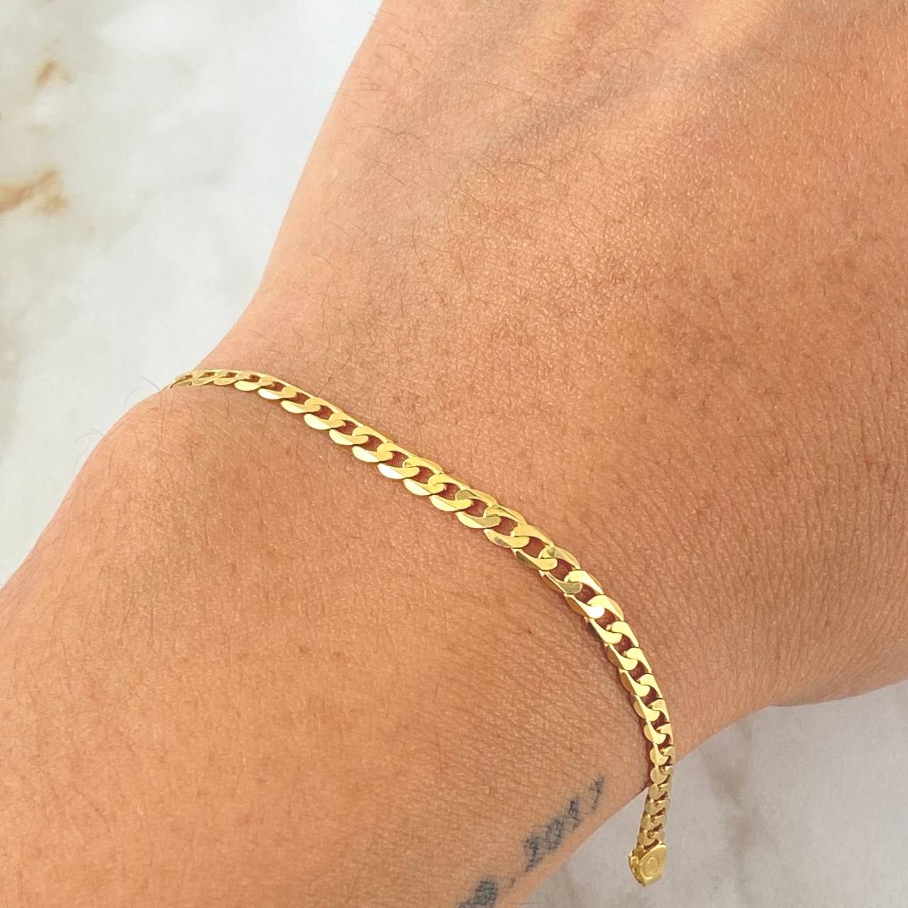 Cuban Links Bracelet 3.65gr / 8.3in / 18K Gold +1