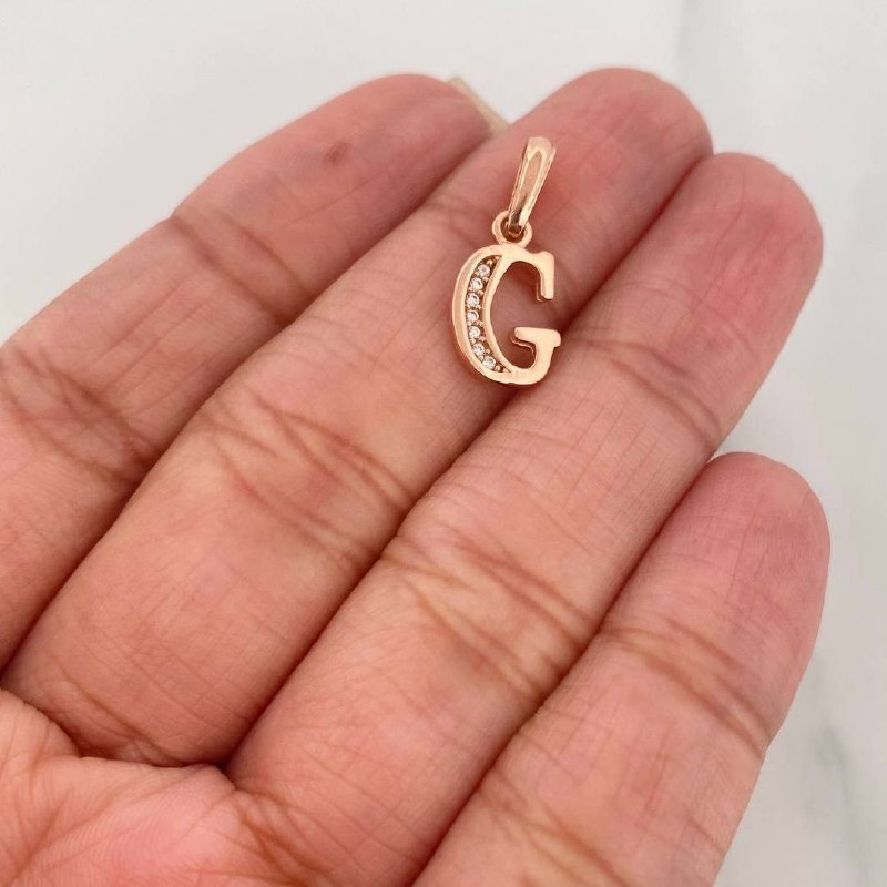 Dije Letra G 0.95 g / 3/4 in Oro Rosa 18K
