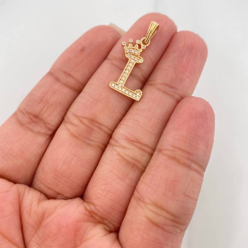 Dije Corona Letra L 1.2 g / 1 in Oro Amarillo 18K