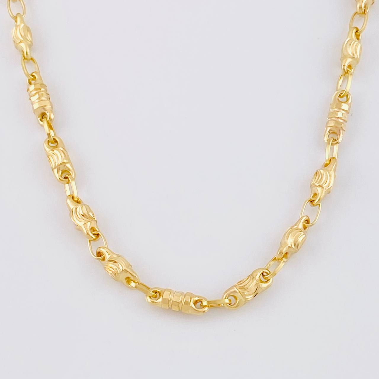 Cadena Rustica Barril Diamantado 16.2g / 26 in / 3.2mm Oro Amarillo 18K