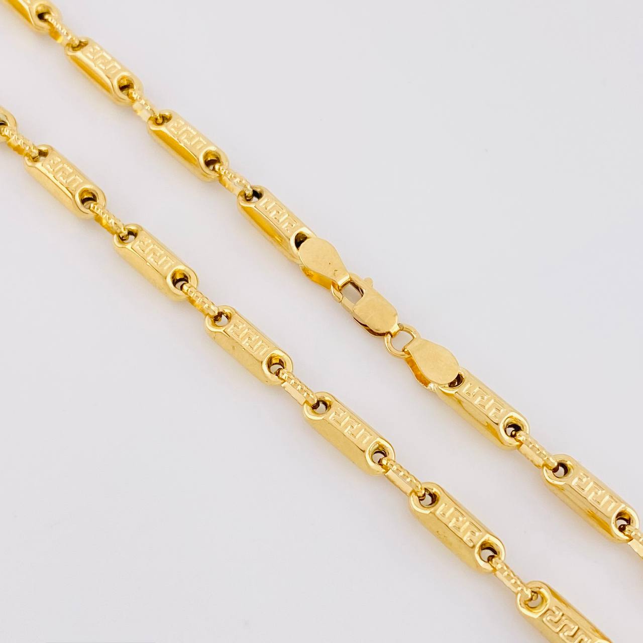 Cadena Rustica Tribal 14.65g / 26 in / 3.7mm Oro Amarillo 18K