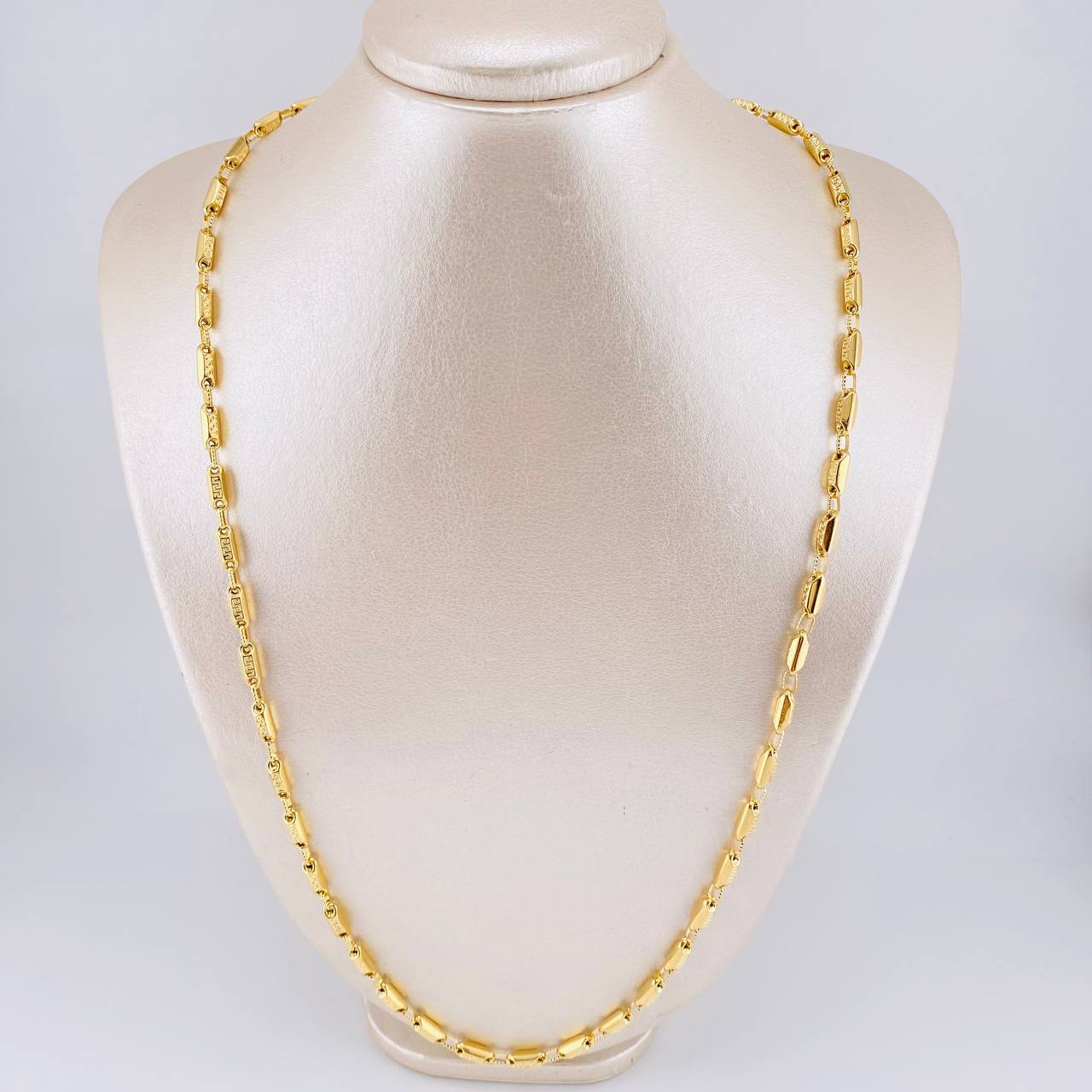 Cadena Rustica Tribal 14.65g / 26 in / 3.7mm Oro Amarillo 18K