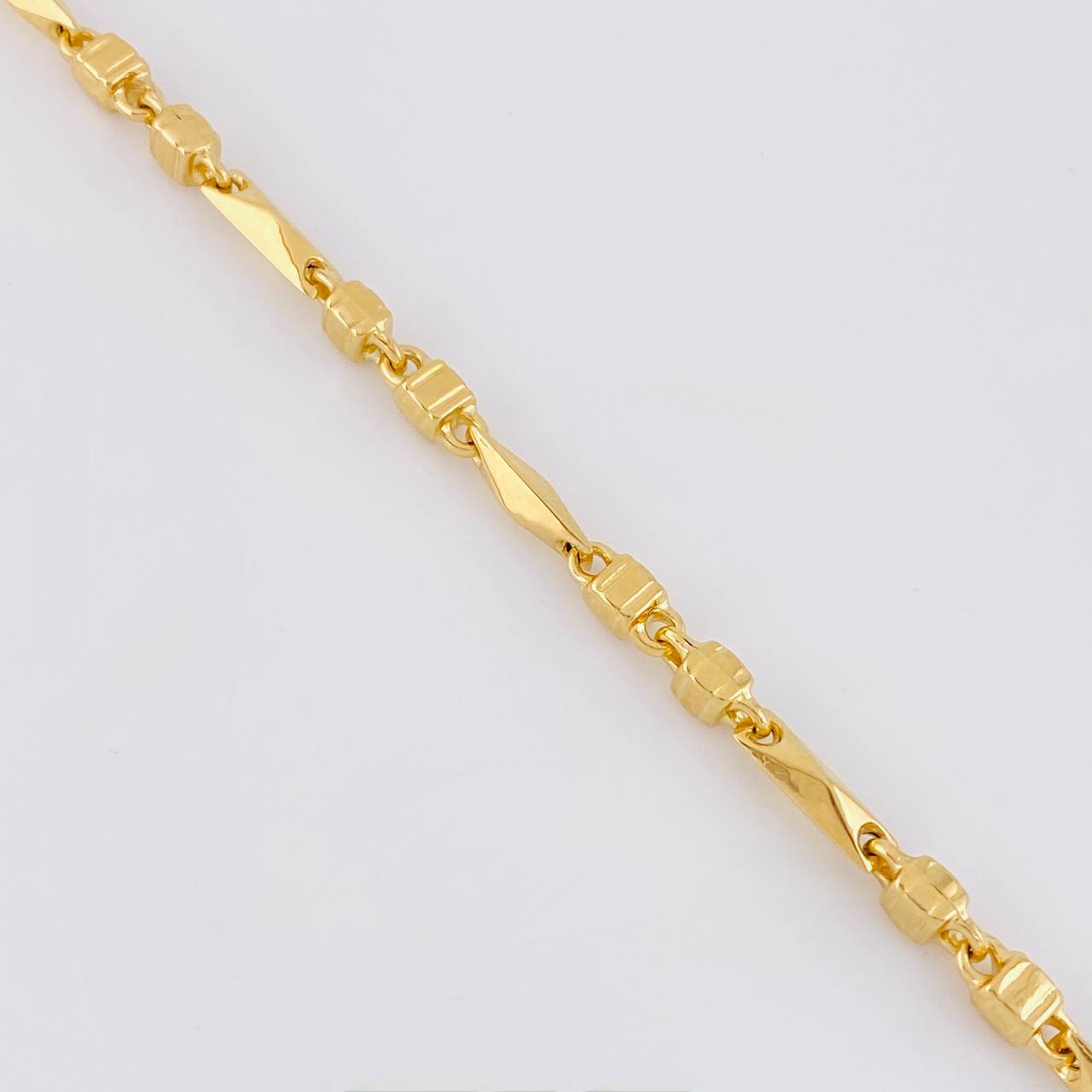 Cadena Rustica Española 18.25g / 26 in / 4.2mm Oro Amarillo 18K