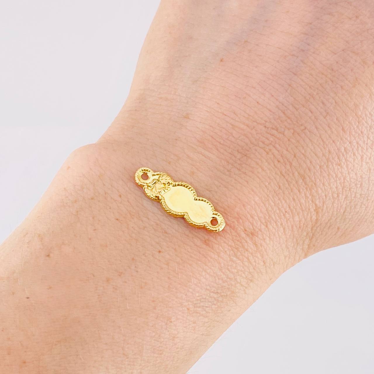 Herraje Placa Nube Ángel de la Guarda 0.45g / 1 in Oro Amarillo 18K