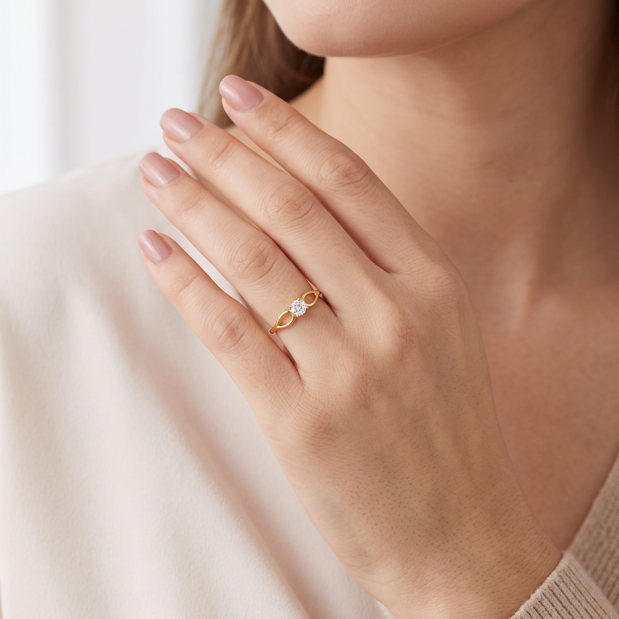 Solitaire Drop Ring 1.25g / T5 1/2 Yellow Gold 18K