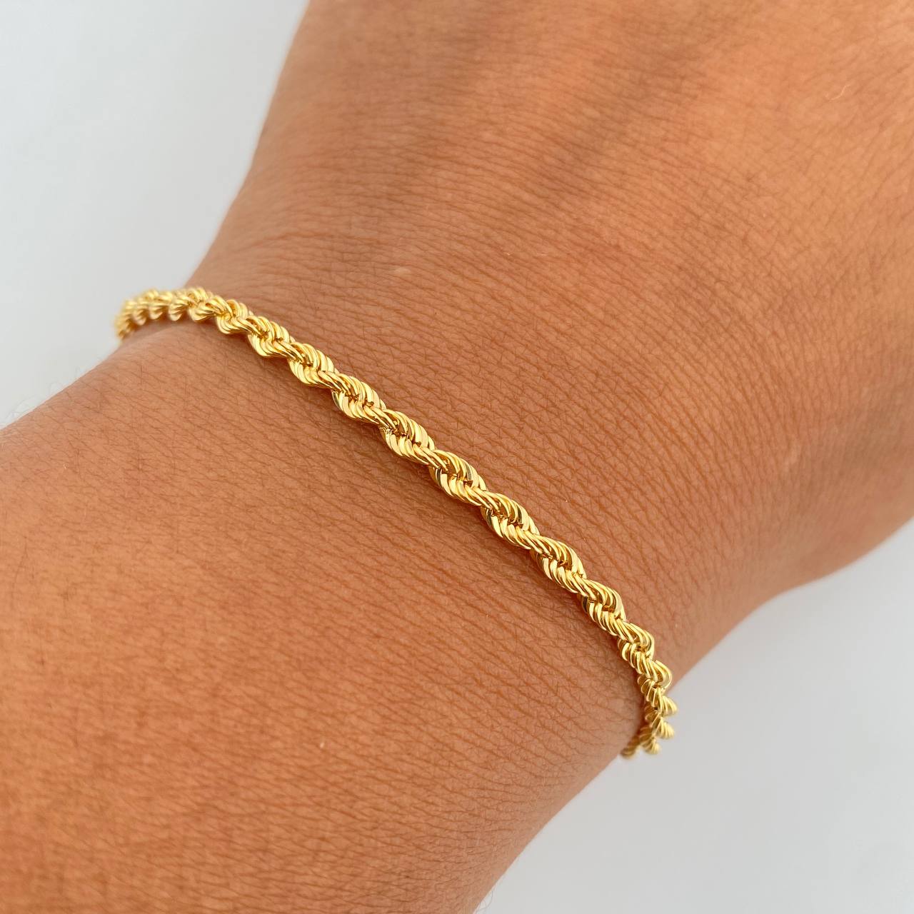 Pulso Lazo 1.85gr / 19cm / 2.2mm Oro Amarillo +3 18K $