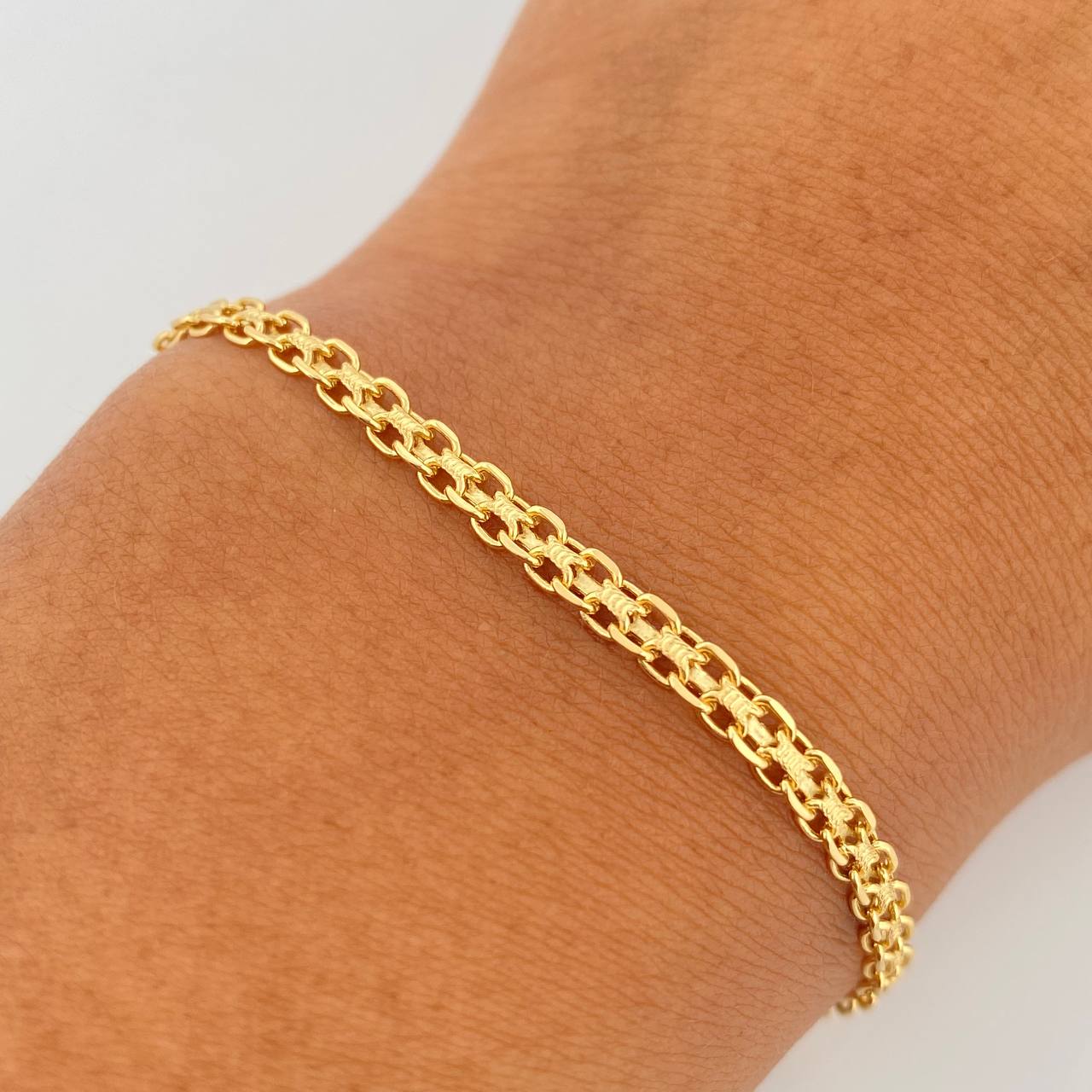Bismark Bracelet 2.5gr / 18.8cm / 2.3mm Yellow Gold +1 18K $